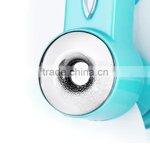 Joyroom F101 Quiet Gentle Huimidifying Rechargeable Electronic Fan 1000mAh Mini 75 Degree Rotation Fan Humidifier thumbnail-3