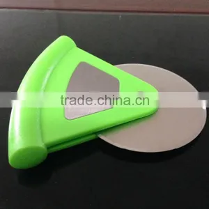 Plastic Pizza Slicer Pizza Cutter Wholesale Pizza Wheel Slicer thumbnail-2