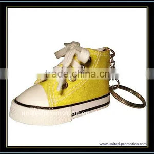 Gift Shoe Keychain Sneaker thumbnail-1