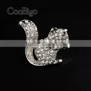 Fashion Jewelry Cute Little Squirrel Rhinestone Pin Brooch Women Girl Party Promotion Gift Apparel Accessories thumbnail-1