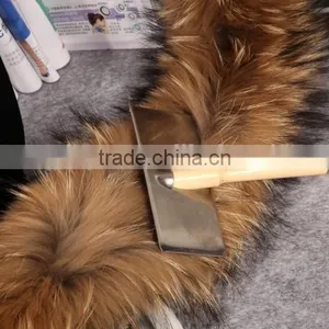 Wholesale Natural Raccoon Fur Hood Trim / Detachable Fur Collars / Fur Scarf thumbnail-2