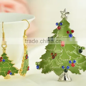 Special Edition Christmas Package Western Christmas With The Stars Earrings And Brooch thumbnail-4