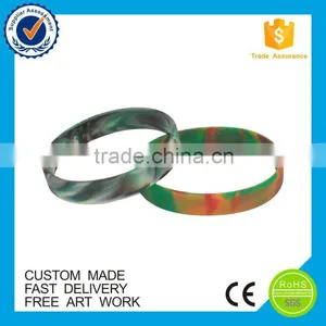 China Supplier High Quality Printing Custom Silicone Bracelets thumbnail-4
