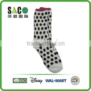 Colorful Dots Pattern Fluffy Socks thumbnail-4