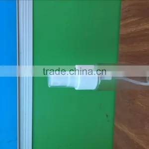 Transparent 100 ml Plastic Spray Bottle thumbnail-3