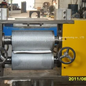 Metal Embossing Machine thumbnail-3