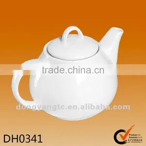 Custom Logo White Hand Painted Ceramic Tea Pot With Filter thumbnail-1