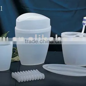 5-piece Oval Bathroom Set thumbnail-1