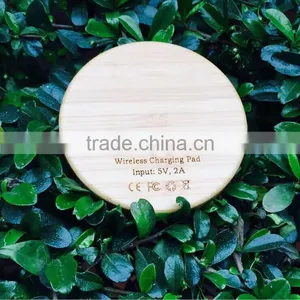 Creative Bamboo Wooden Wireless Charging Pad For Smart Mobile Phones Universal QI Wireless Charging Pad For Wholesale thumbnail-2
