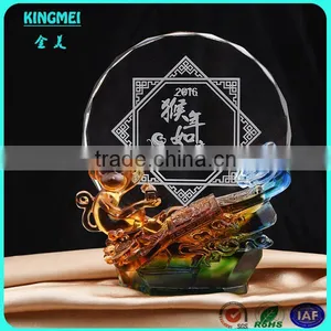 KM-XP02 Custom Crystal Glass Monkey Figurine Award as New Year Gifts for Home or Business Decoration thumbnail-1