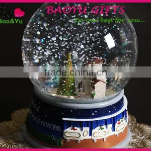 Polyresin Decoration Snow Globe Gifts Snow Globe Wholesale thumbnail-1