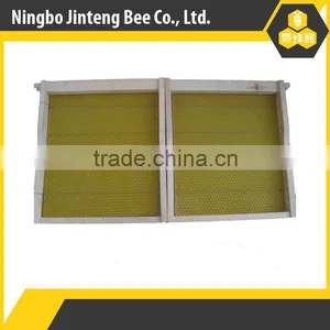 Assembled Japan Type Beekeeping Pine Wooden Frame With Beeswax Foundation for Beehive thumbnail-1