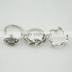 Fine Sterling Silver Fine Crystal Ring thumbnail-4