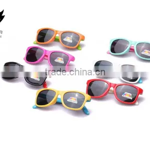 New Product Manufacturers Selling Silicone Polarizing Sunglasses Cute Kids Glasses thumbnail-1