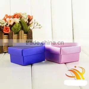 Exquisite Small Candy Box thumbnail-1