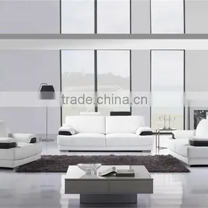 Leather Couch thumbnail-4
