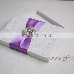Elegant White Wedding Invitation Card Box With Pearl Brooch thumbnail-3