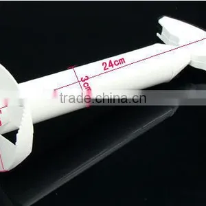 New Design Stainless Steel and Plastic Pineapple Knife and Peeler thumbnail-4