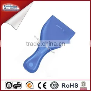 Blue Plastic Ice Scraper thumbnail-1