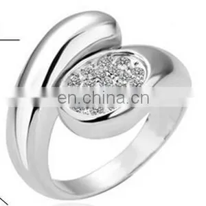2017 New Arrival Luxury Wedding Rings Jewelry Geometry Shape CZ Ring Feminino Bijoux thumbnail-3