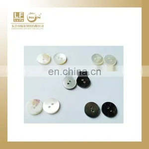 Shell Sewing Button thumbnail-1