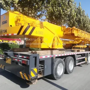 Good Quality XCMG 70ton Truck Crane thumbnail-5