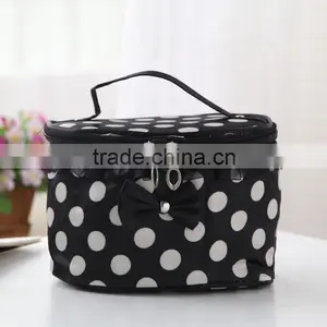 Portable Lace Border Flower Series Makeup Bag, Large Contents thumbnail-5