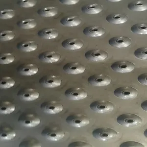 Professional Factory Serrated Steel Grating Crocodile Mouth Plate Anti-skid Plate Used in Stair Safety Stair Tread Grating thumbnail-4