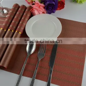 Red Classics Non-slip Insulation Moor Crossweave Woven PVC Non-slip Insulation Placemat Washable Table Dish Mats thumbnail-4