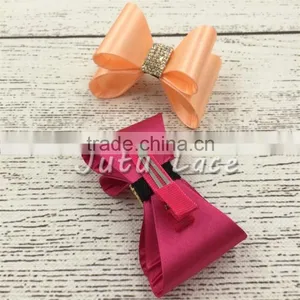 Hot Selling Fashion Elegant Shiny Glitter Crystal Center Teenage Hair Bows - 7cm Big Rhinestone Center Bowknots Wholesale thumbnail-2