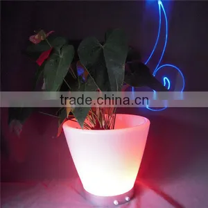 Outdoor Waterproof Garden Led Flower Pot Plastic Led Flower Pot thumbnail-3