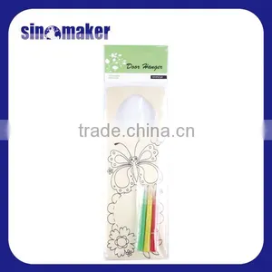 Wholesale Fashion and Fancy Decorative Wooden Door Hangers thumbnail-5