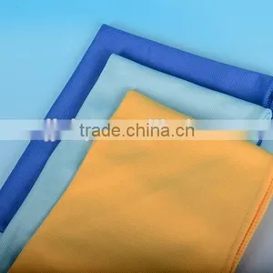 High-absorbent Microfiber Glass Cleaning Cloth thumbnail-1