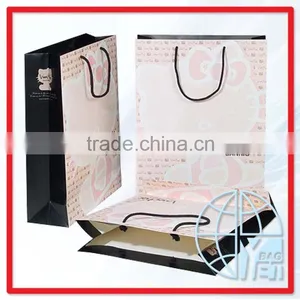 Paper Shopping Bag thumbnail-1