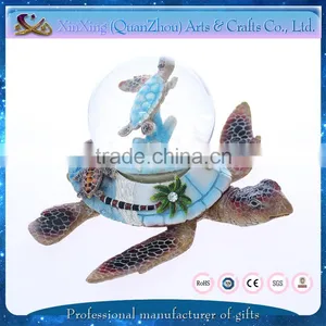 Hot Selling New Style Souvenir Resin Promotion Gift Water Globe thumbnail-1