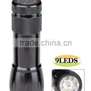 9 Led Aluminum Flashlight thumbnail-1