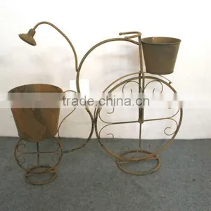 Plant Holder With Watering Pot thumbnail-2
