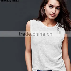 Custom 100% Cotton Vest Women Plain Tank Top Wholesale in Guangzhou thumbnail-2