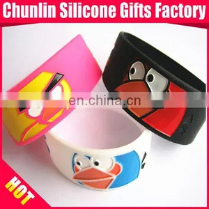 Lovely Debossed With Color Filled Bird Silicone Bracelet thumbnail-1
