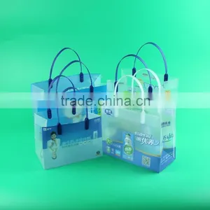 China Factory Recycable pp Material Drink Packaging Plastic Bag With Handle thumbnail-2