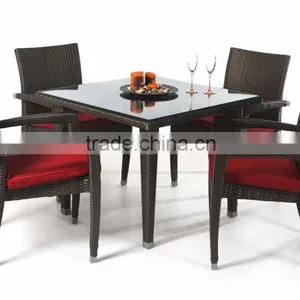 Traditional Wicker Dining Set thumbnail-1