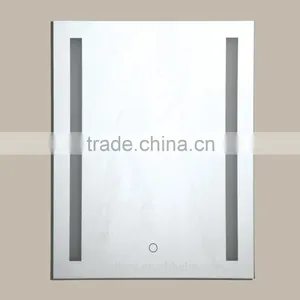 Waterproof Illuminated Mirror for Washroom thumbnail-5