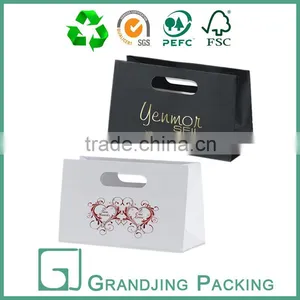 Luxury Die Cut Handle Shopping Paper Bag thumbnail-1