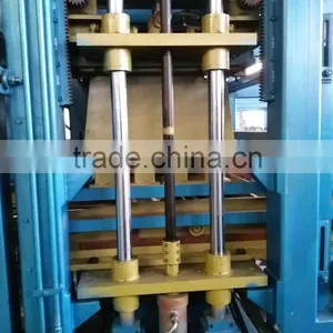 China Used Cheap Price Concrete Block Making Machine for Sale thumbnail-4