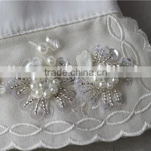 White Detachable Collar With Crystal Sequins and Pearls, Beaded Collars for Lady Garments thumbnail-5