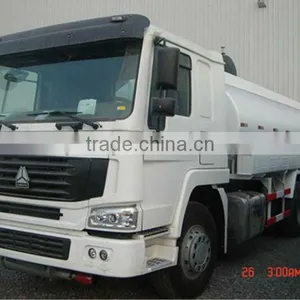 HOT SALE ! SINOTRUK HOWO 6X4 WATERING TRUCK/PLANT WATERING CART FOR SALE thumbnail-1