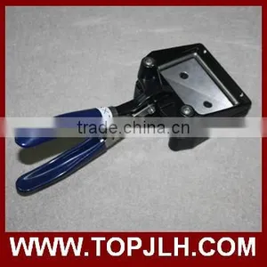 Hand-held 45*70 mm Cutting Machine PVC Card Cutter thumbnail-2