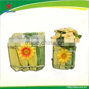 Corn Leaf Garden Planter thumbnail-1