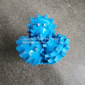 High Quality 4 5/8”IADC221 Steel Tooth Rock Bit Tricone Bit thumbnail-1