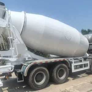 Sinotruk Howo 8*4 Big Volume Mixer Truck thumbnail-5